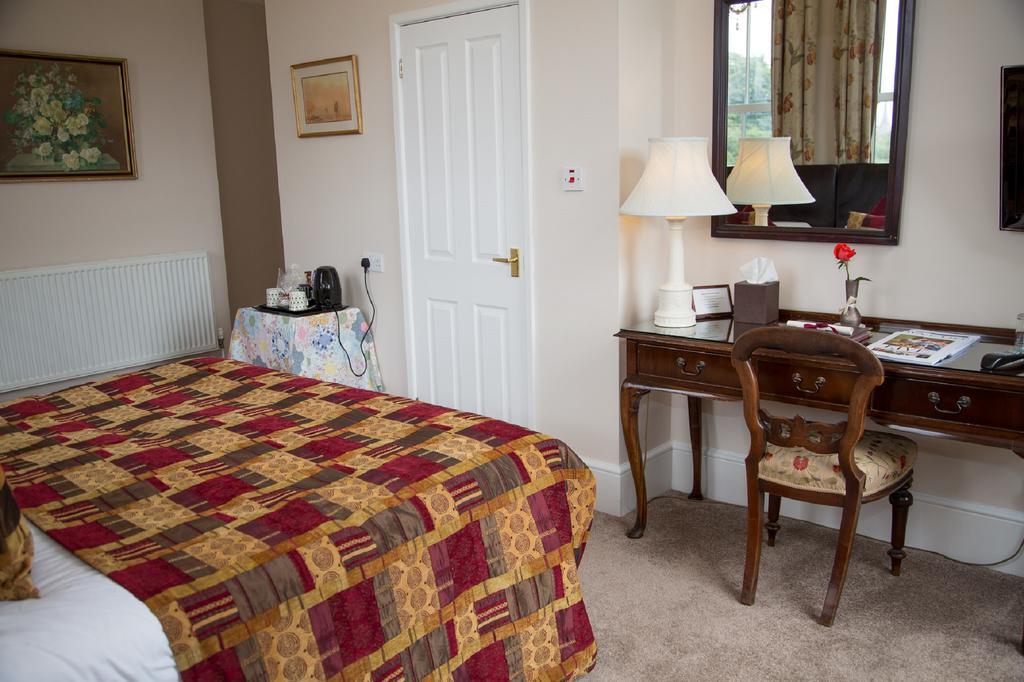 Southbank House Bed & Breakfast Hereford Exterior photo